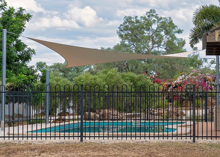 Aluminum Fenced in Pool